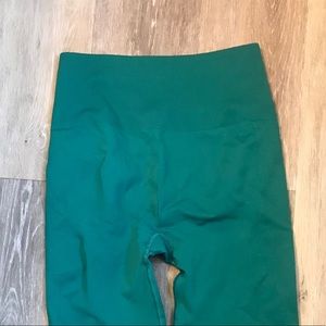 Lululemon compression 7/8 length size 4